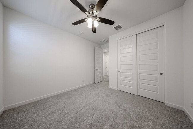 Building Photo - NEW 5 Bedroom 3 Bathroom Home Available fo...
