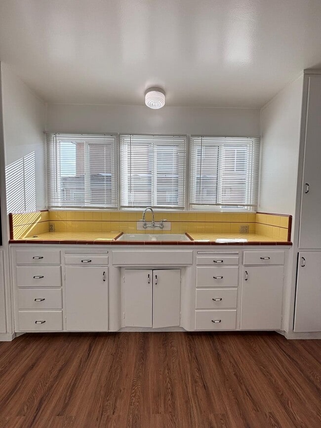 Building Photo - 12147 Hallwood Dr