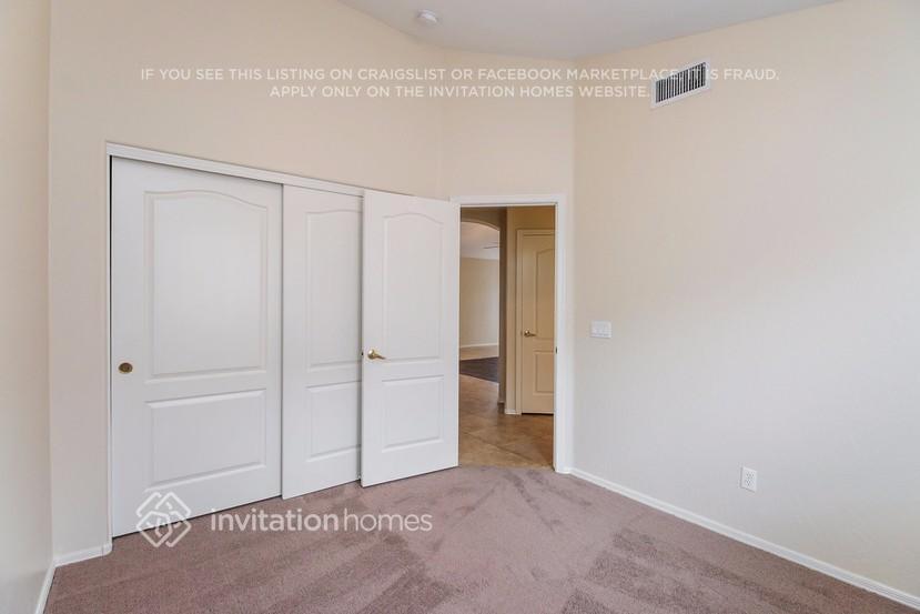 Building Photo - 13146 W Alvarado Cir
