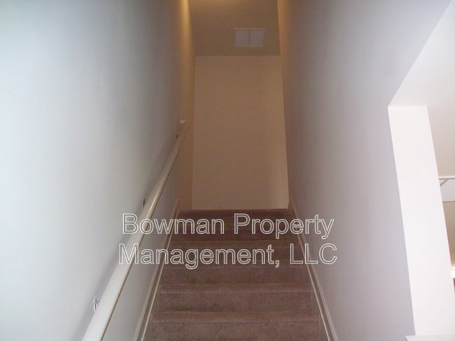 Building Photo - 236 Sidney Lanier Ave