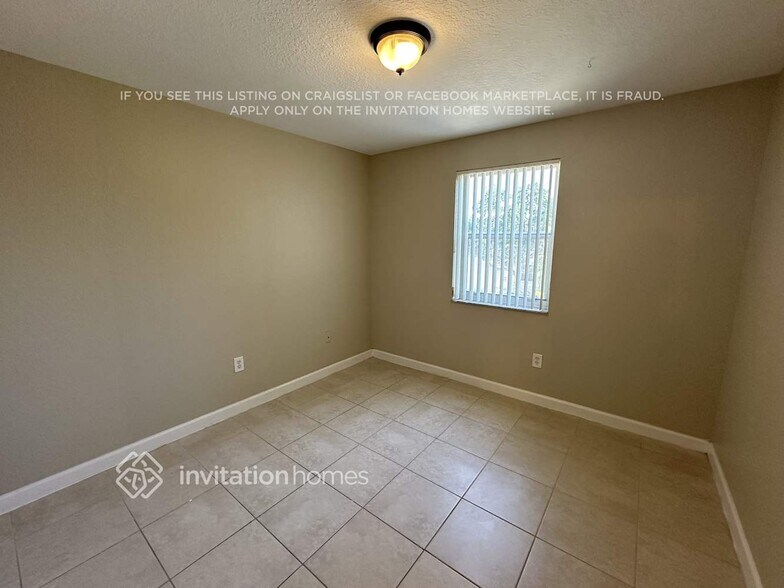 Building Photo - 16945 SW 34th St