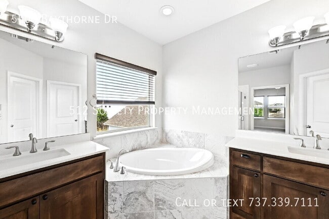 Building Photo - 5508 Baythorne Dr