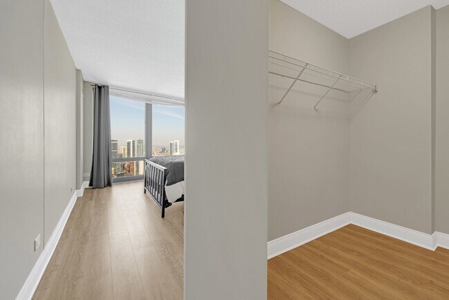 Building Photo - 440 N Wabash Ave