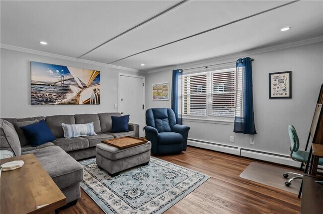 Building Photo - 70 Carroll Ave