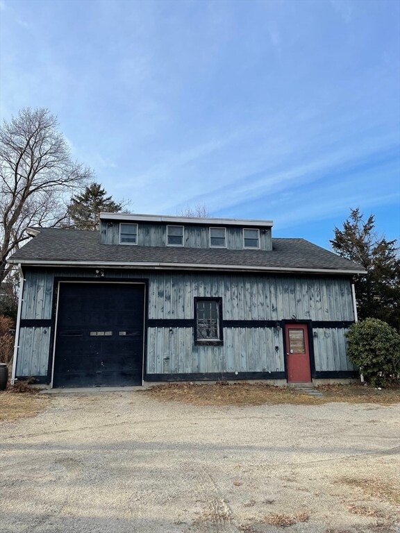 Primary Photo - 42 Brooks Rd