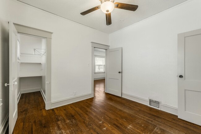 Building Photo - 3542 College Ave
