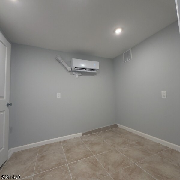 Building Photo - 19 Mechanic St