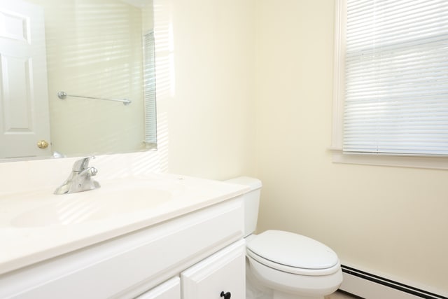 Building Photo - 370 Franklin St