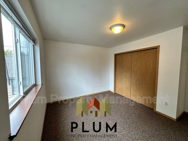 Building Photo - 1023 Cooley St