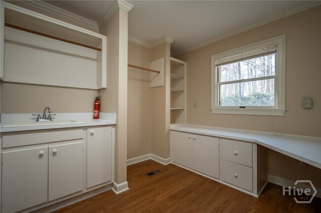 Building Photo - 2191 Salem Rd