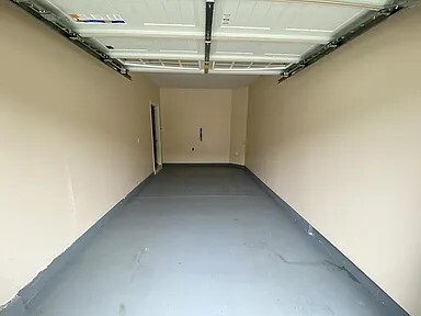 Building Photo - 8939 Ringview Dr