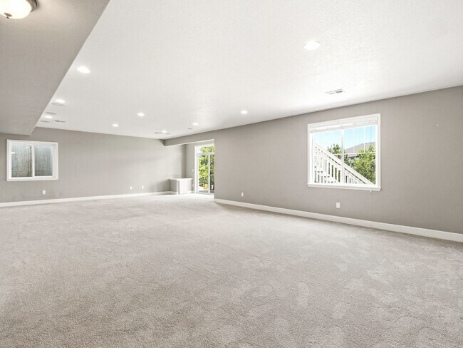 Building Photo - 1135 Bonnyton Pl