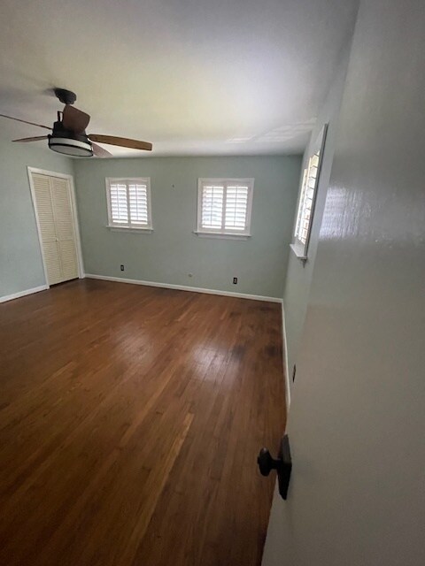 Building Photo - 401 E 56th St