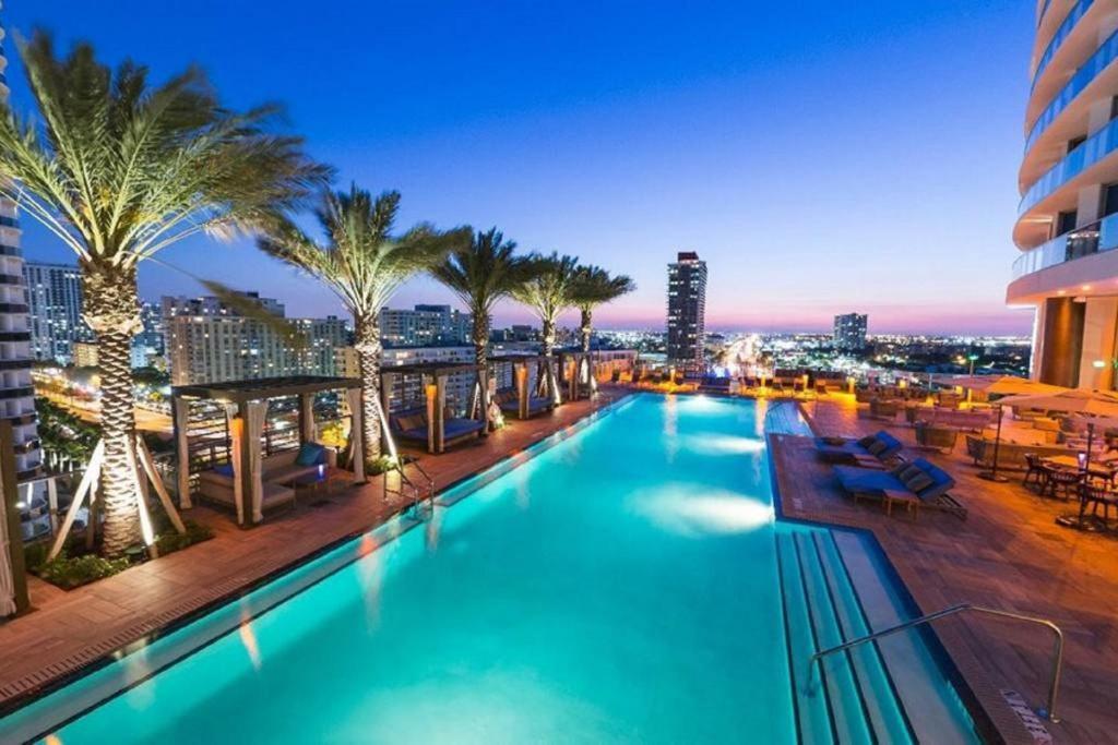 Building Photo - 4111 S Ocean Dr