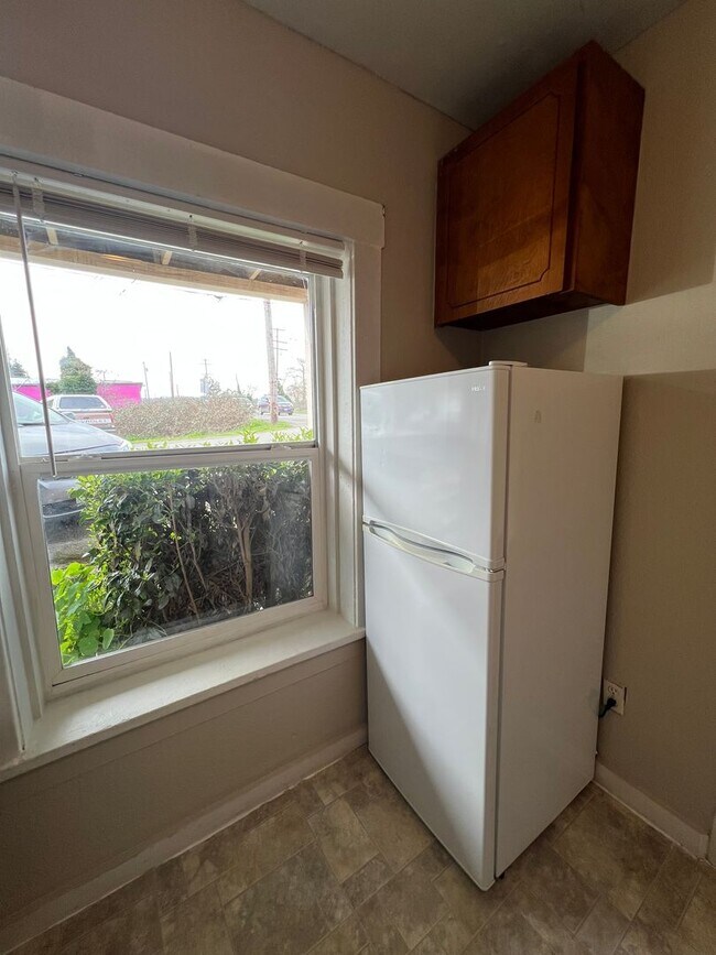 Building Photo - 93754