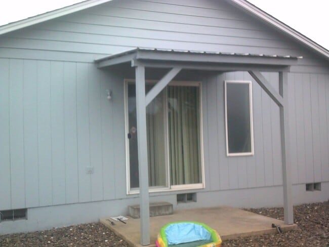 Building Photo - 155 Corona Loop Rd