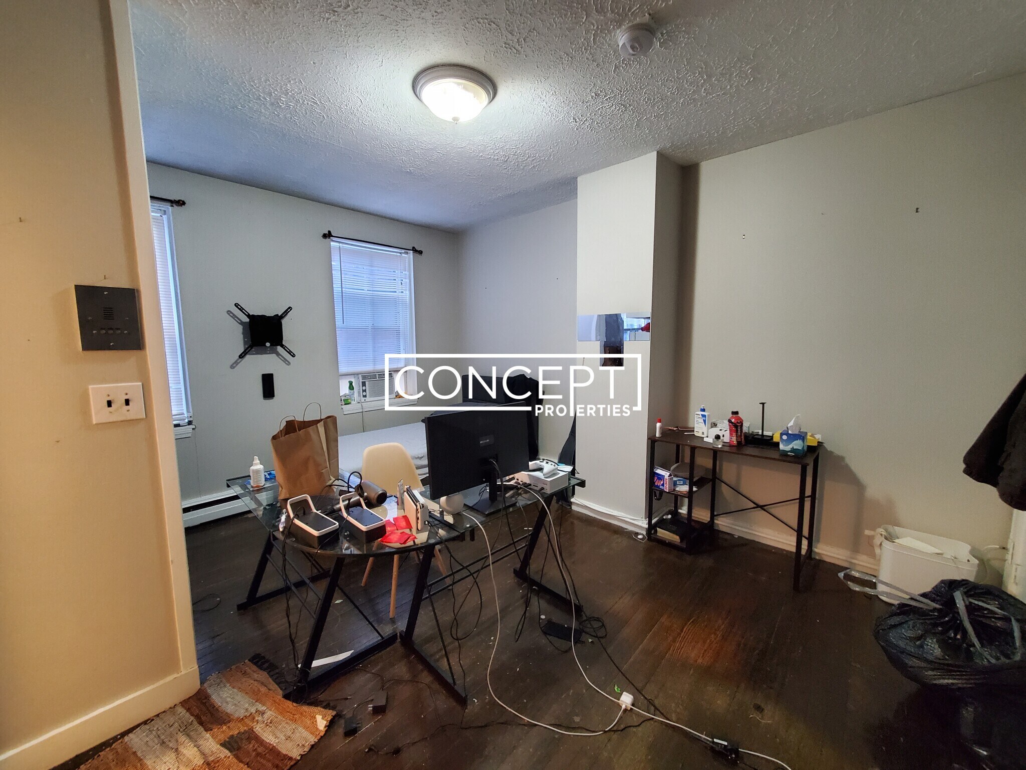 Building Photo - 41 Anderson St