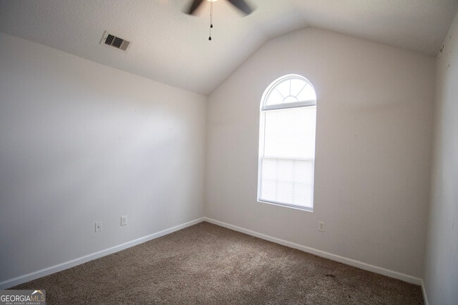 Building Photo - 206 N Bridgeport Dr
