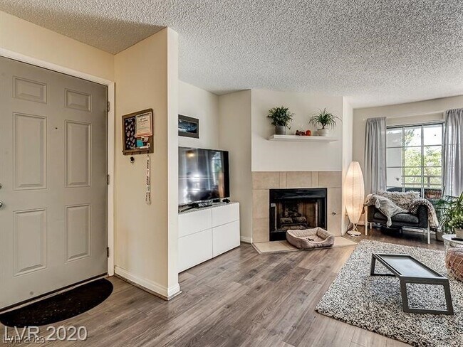 Building Photo - 2200 S Fort Apache Rd