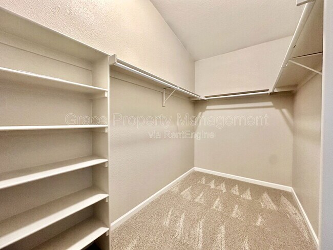 Building Photo - 3451 W 65th Ave