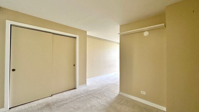 Building Photo - 2 BED/2 BATH - Heritage House (Hawaii Kai)...
