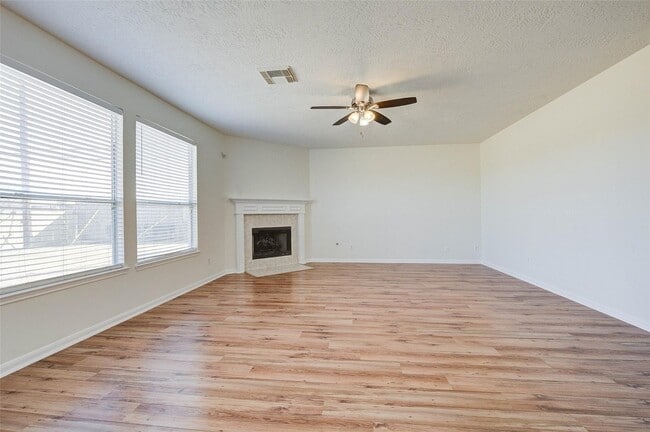 Building Photo - 21322 Harvest Grove Ct