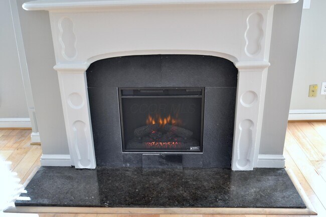 Building Photo - 258 Jackson St