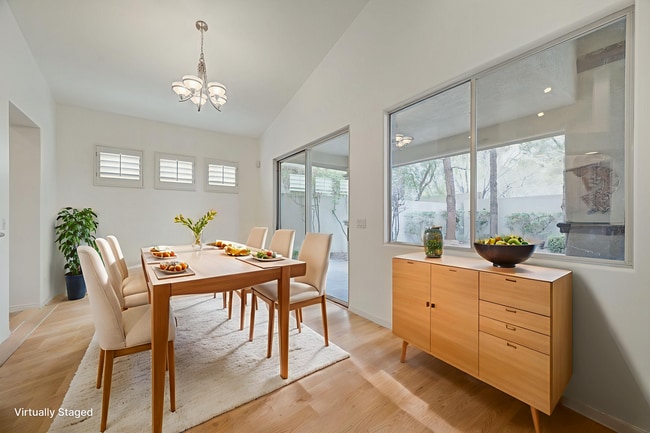 Building Photo - Canyon Ridge