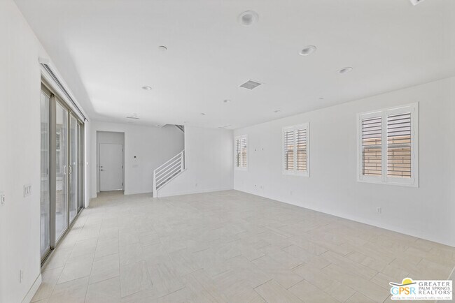 Building Photo - 35935 Hinksey St