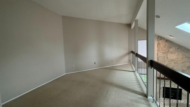 Building Photo - 178 Linda Ln