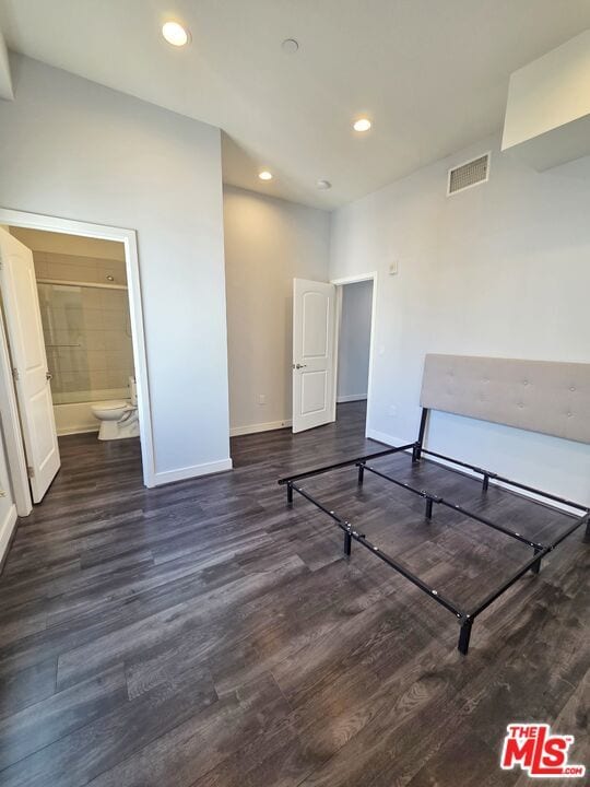 Building Photo - 2651 S Hobart Blvd