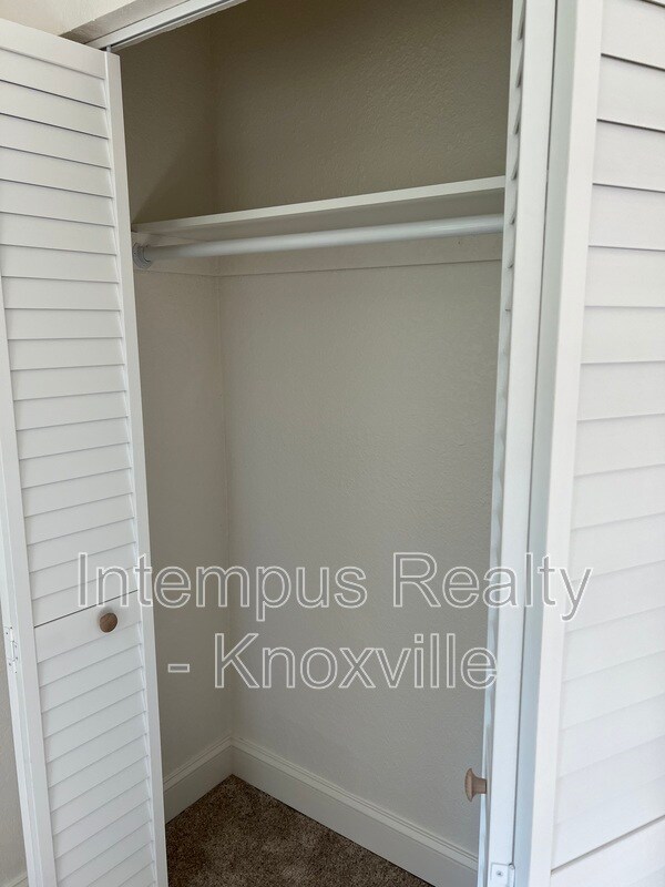 Building Photo - 1712 Vada Cir