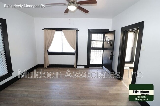 Building Photo - 1037 Pine St