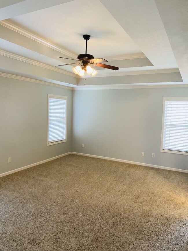 Building Photo - 1132 Chinook Cir