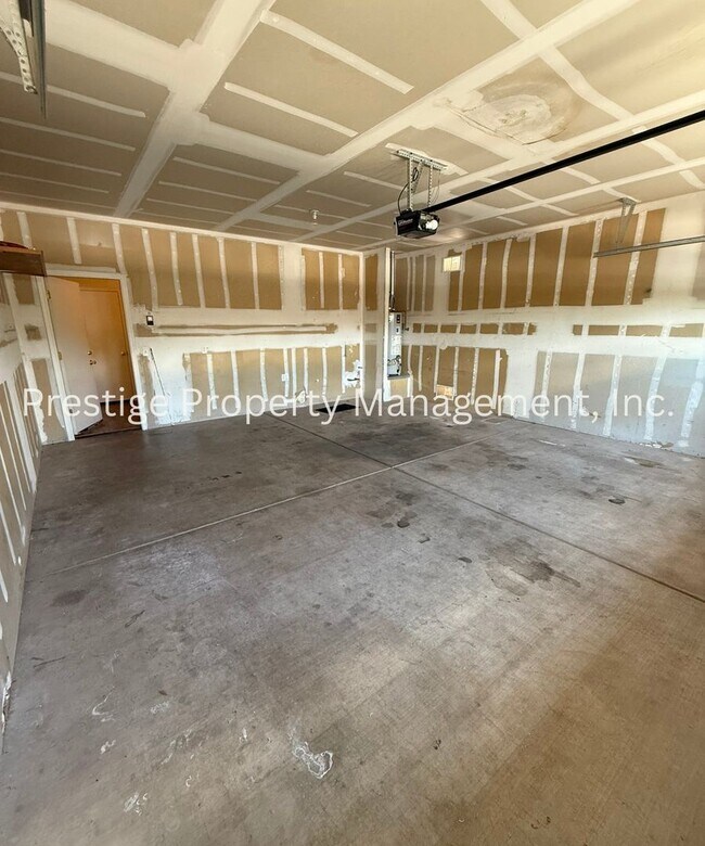 Building Photo - Sahuarita Gem Call Now
