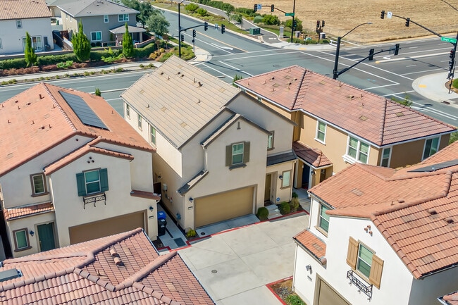 Building Photo - 8980 Upbeat Wy