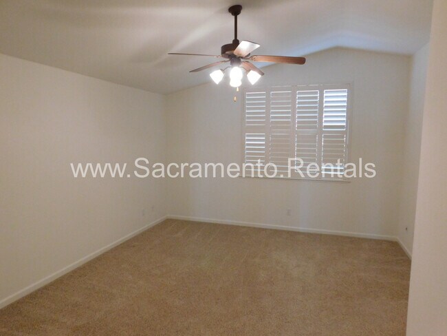 Building Photo - Very Nice Updated 4bd/3ba Rancho Cordova H...