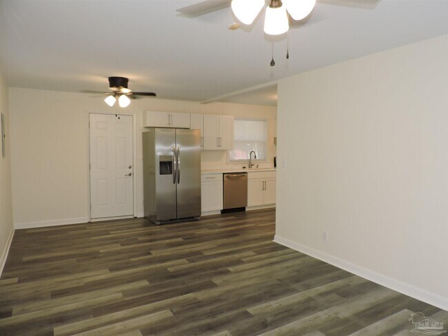 Building Photo - 3485 Rothschild Dr