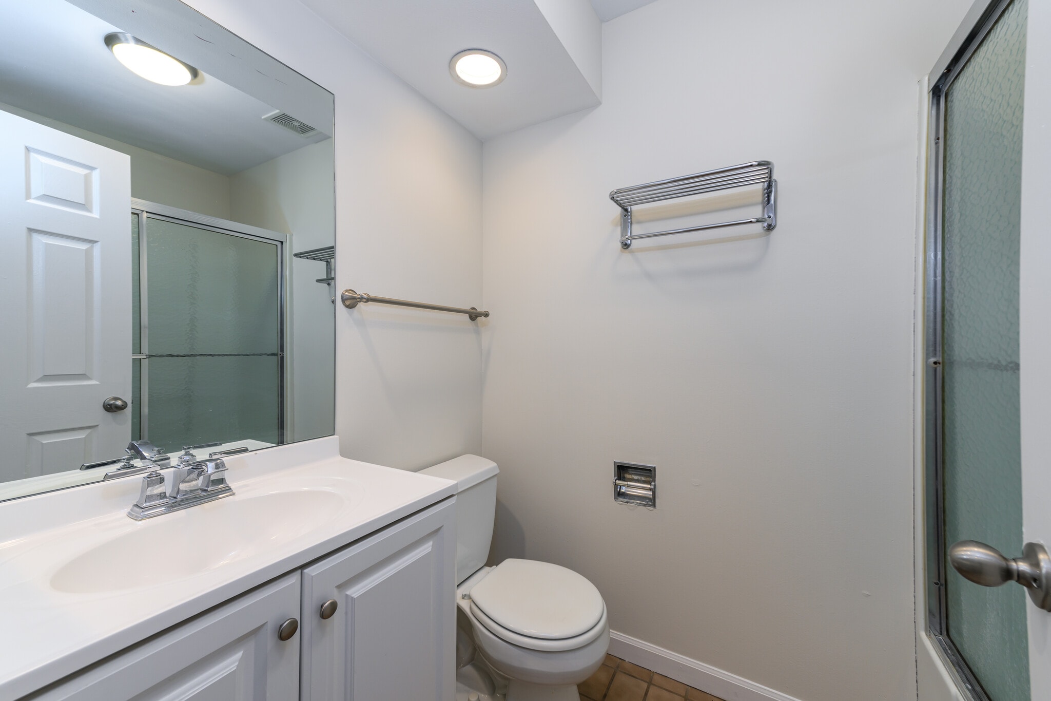 Building Photo - 5932 McPherson Ave