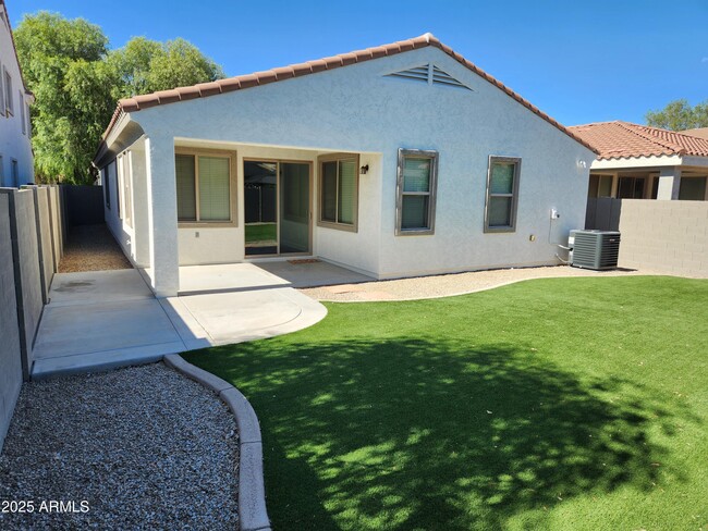 Building Photo - 3502 E Liberty Ln