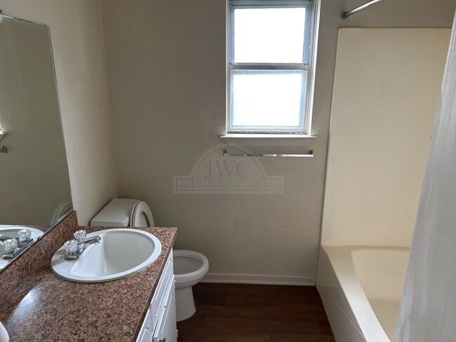 Building Photo - 2103 Omega Cir