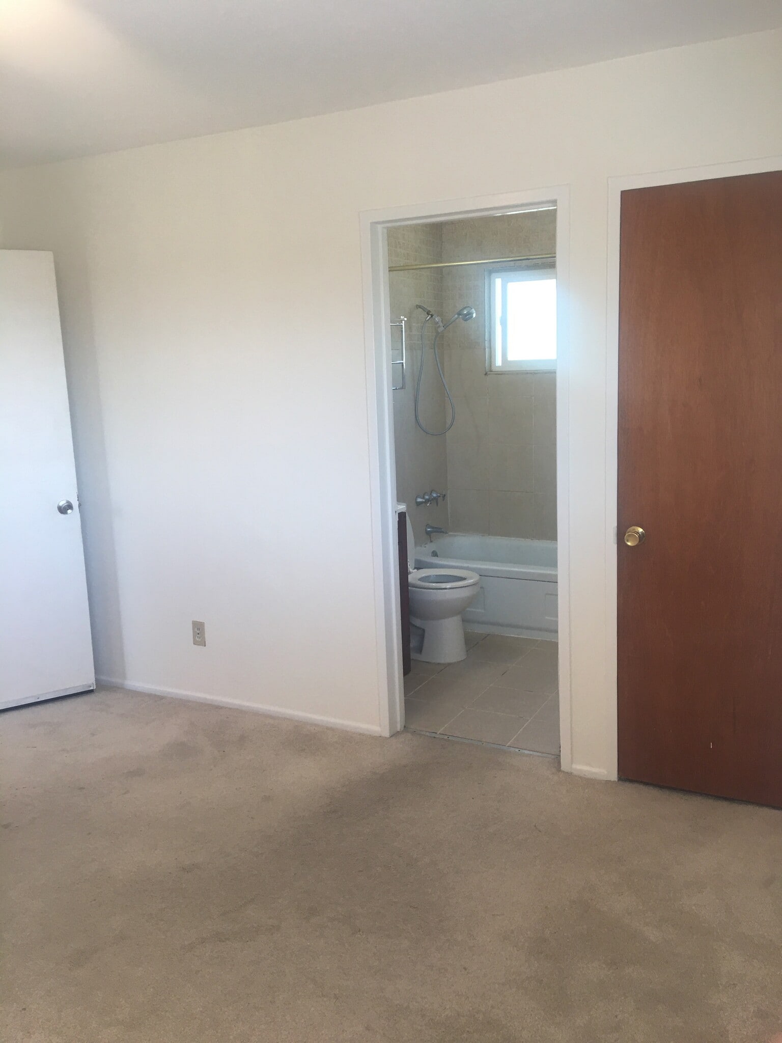 Building Photo - 1219 Parker St