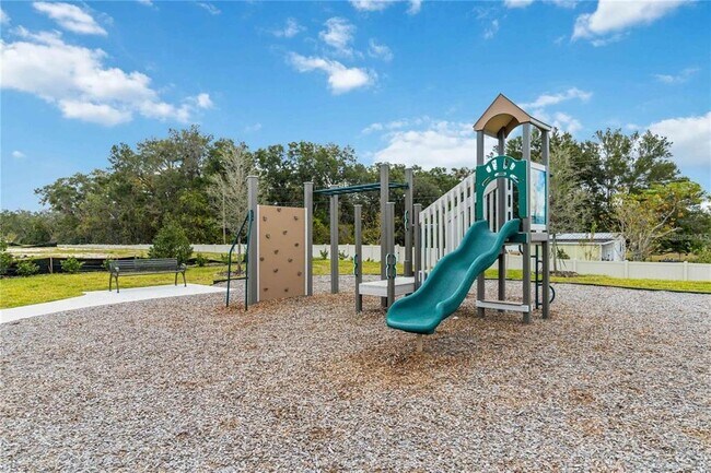 Building Photo - 4067 Meandering Bay Dr
