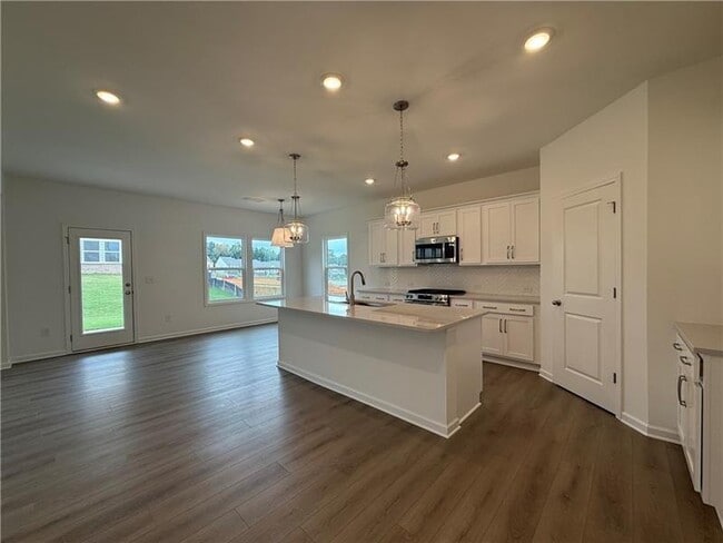 Building Photo - 5449 Hargrove Way