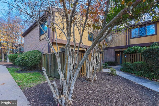 Building Photo - 6331 Red Cedar Pl