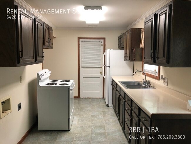 Building Photo - *HILLSDALE NEIGHBORHOOD* 5426 SW 13th St- ...