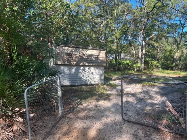 Building Photo - 401 Griffin Rd