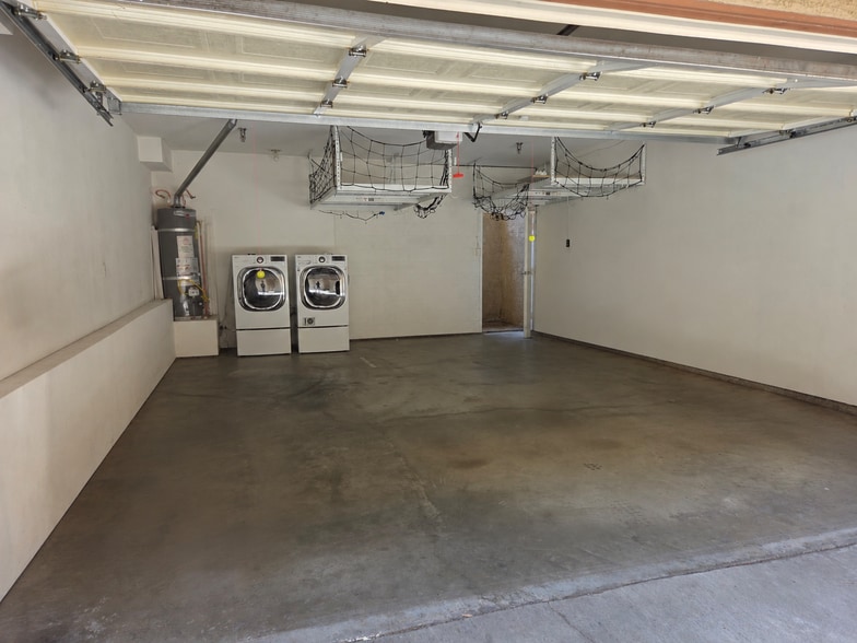 Building Photo - 1037 Arroyo Verde Rd