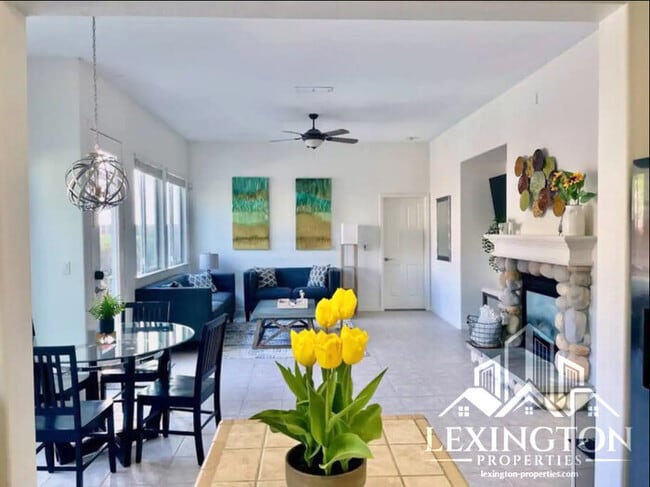 Building Photo - Stunning, 5BD/3BA Home, in West Sacramento with a Pool and BBQ!