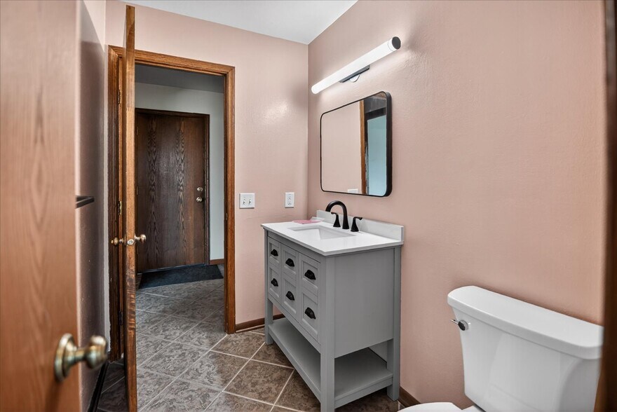 Building Photo - 1014 N Westfield Rd